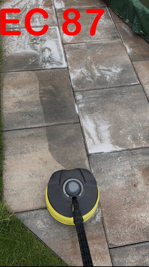 Čistota a nový dych pre vašu dlažbu a fasádu: Ako správne používať Eksil EC-87 a EC90